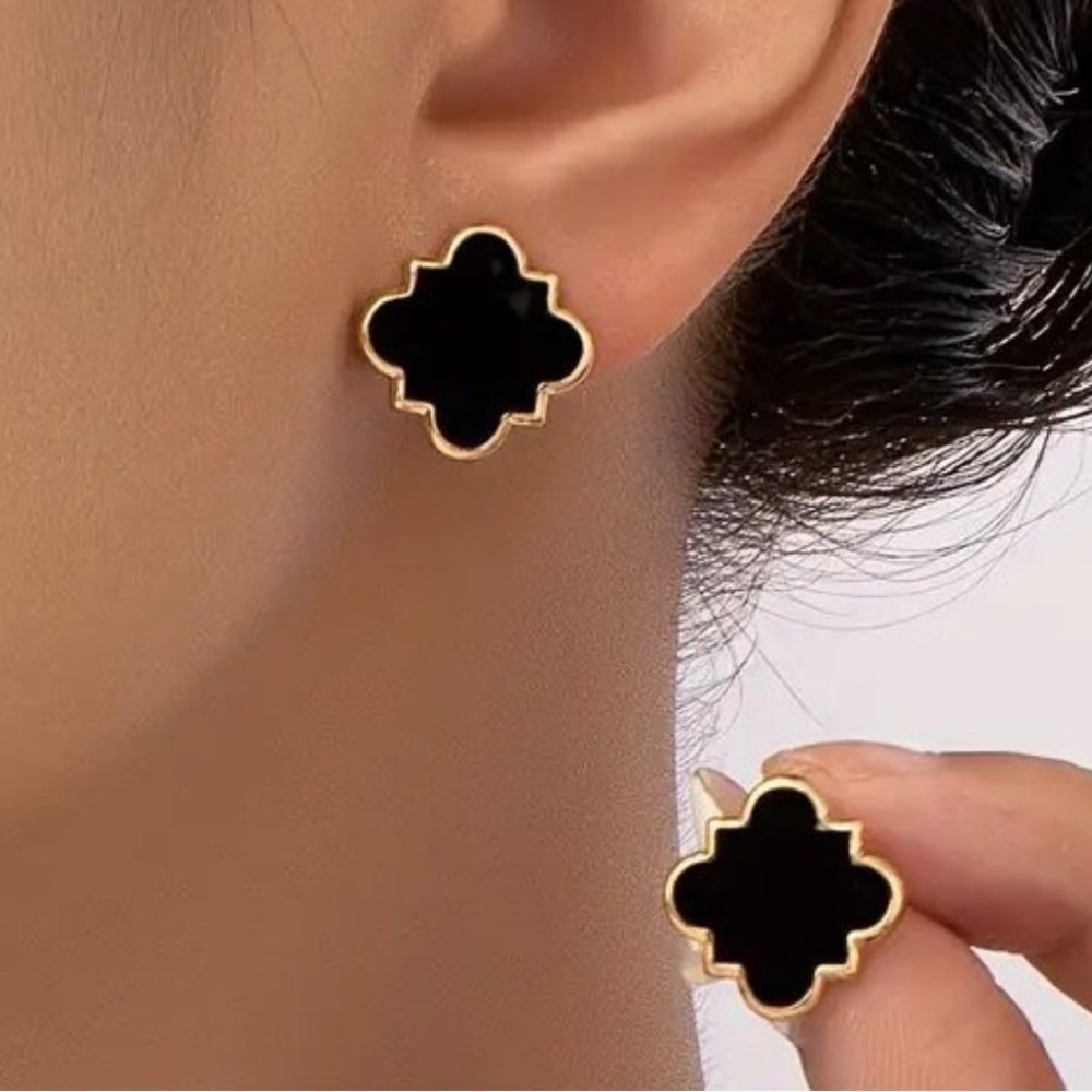 Black Clover Geometric Earrings NWT